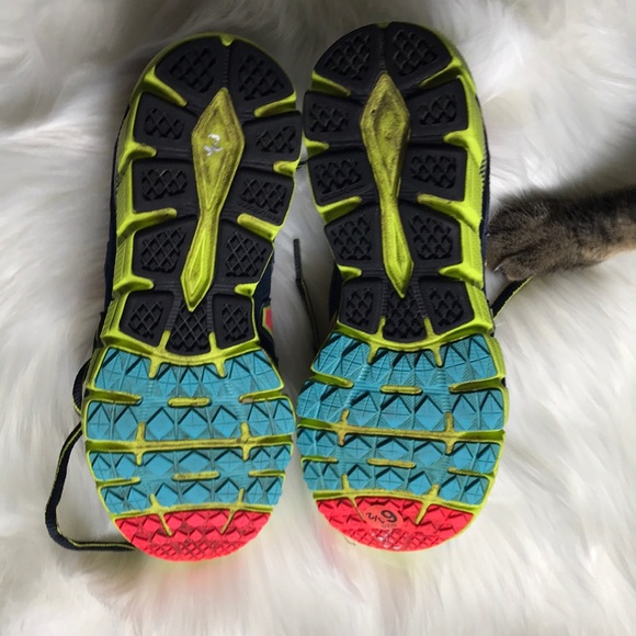 New Balance 750 v2 running shoes - Picture 3 of 5